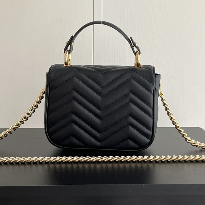 GUCCI GGマーモント ミニ トップハンドルバッグ ブラック レザー 811238 - 画像 (4)