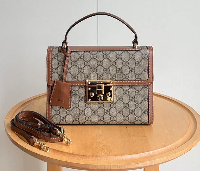 GUCCI パドロック GG ミディアム トップハンドルバッグ 838998
