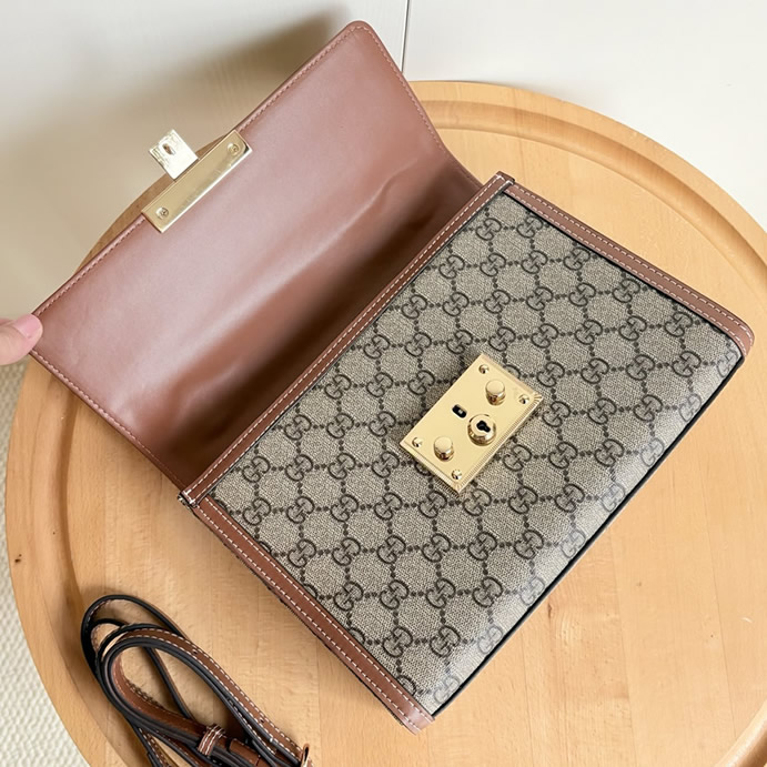 GUCCI パドロック GG ミディアム トップハンドルバッグ 838998 - 画像 (6)