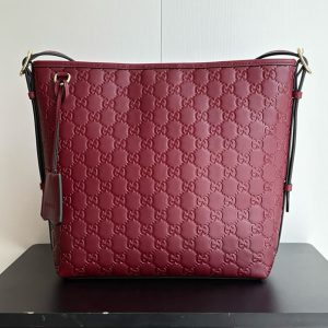GUCCI グッチ シグネチャー レザー ミディアム トートバッグ GU848881