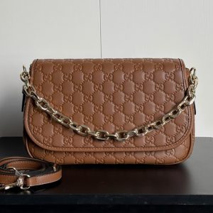 GUCCI グッチ シグネチャー レザー チェーン ショルダーバッグ ブラウンGU848882