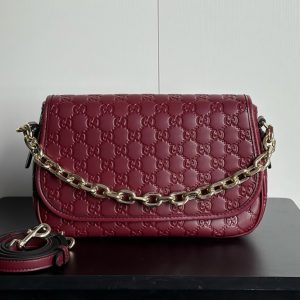 GUCCI グッチ シグネチャー レザー チェーン ショルダーバッグ ボルドーGU848882