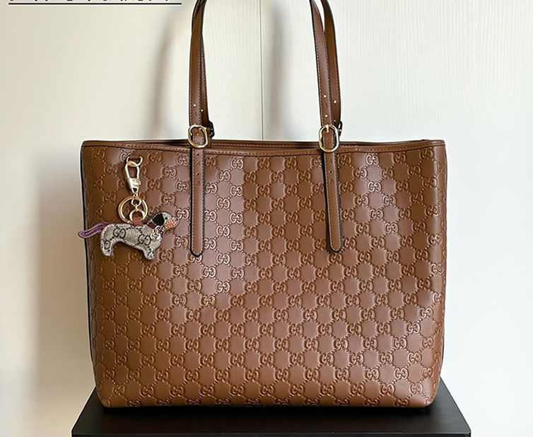 GUCCI グッチ シグネチャー レザー トートバッグ ブラウン GU847455