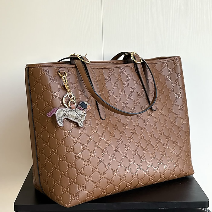 GUCCI グッチ シグネチャー レザー トートバッグ ブラウン GU847455 - 画像 (2)