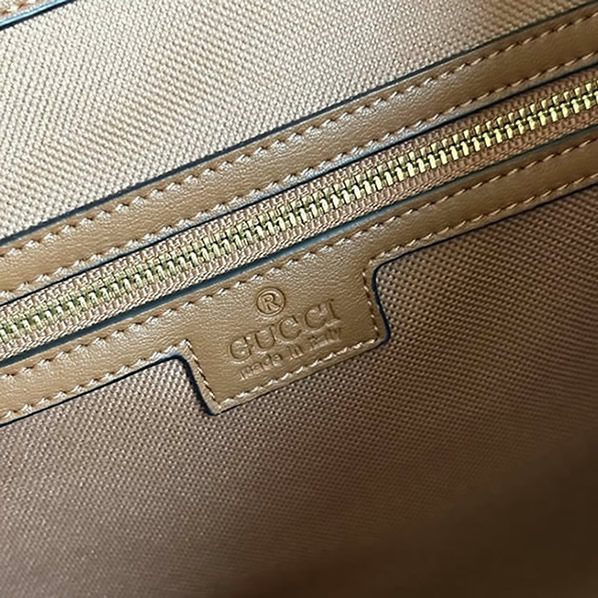 GUCCI グッチ シグネチャー レザー トートバッグ ブラウン GU847455 - 画像 (7)
