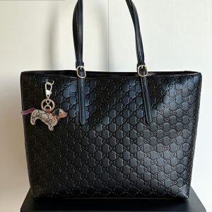 GUCCI グッチ シグネチャー レザー トートバッグ ブラック GU847455