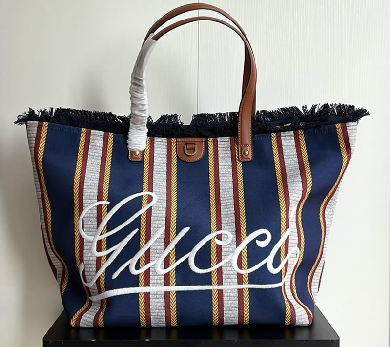 GUCCI グッチ ロゴ ストライプ キャンバス トートバッグ マルチカラー GU818771