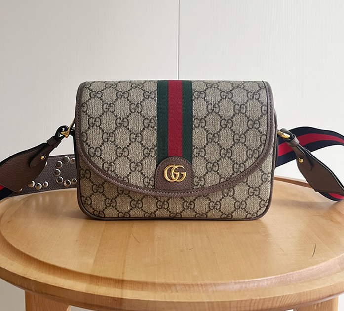 GUCCI グッチ オフィディア GG ミディアム ショルダーバッグ GU722117
