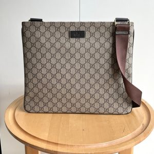 グッチ GGキャンバス ショルダーバッグ ブラウン GU201446