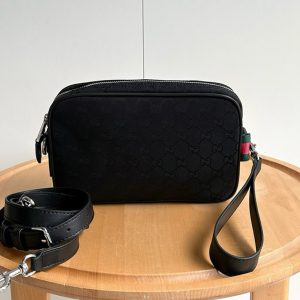 グッチ GGキャンバス ショルダーバッグ ブラック GU834802