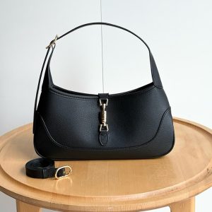 グッチ レザー ジャッキー ショルダーバッグ ブラック GU863137