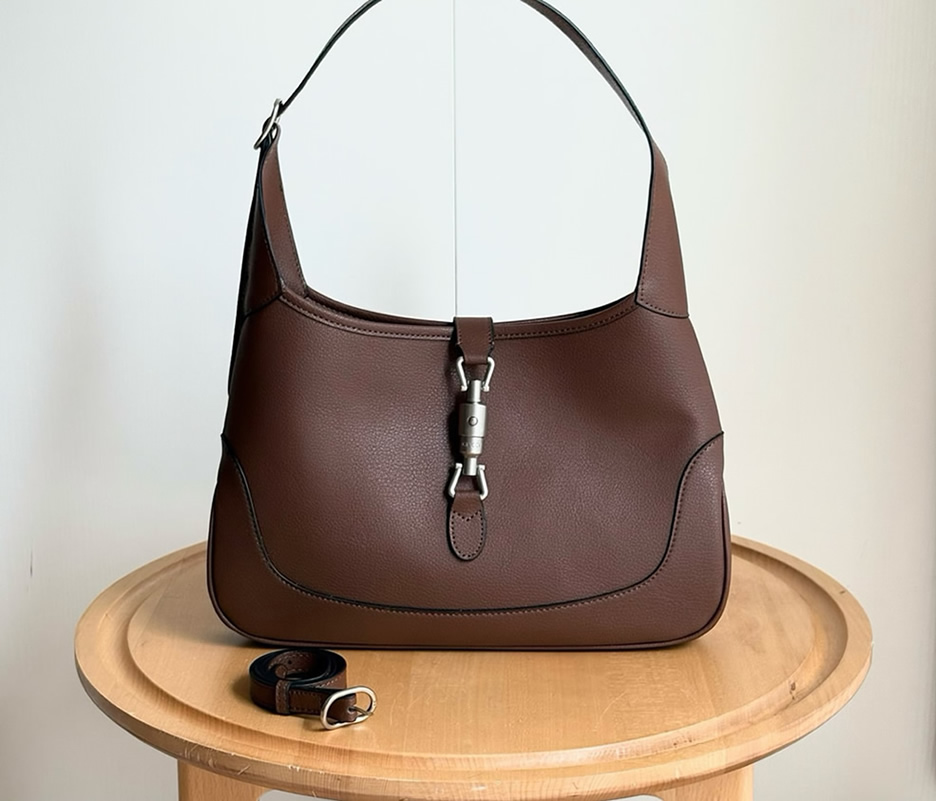 GUCCI ジャッキー 1961 スモール レザー ショルダーバッグ ダークブラウン GU863136