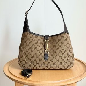 GUCCI ジャッキー 1961 スモール ショルダーバッグ ベージュ GGスプリーム GU863136
