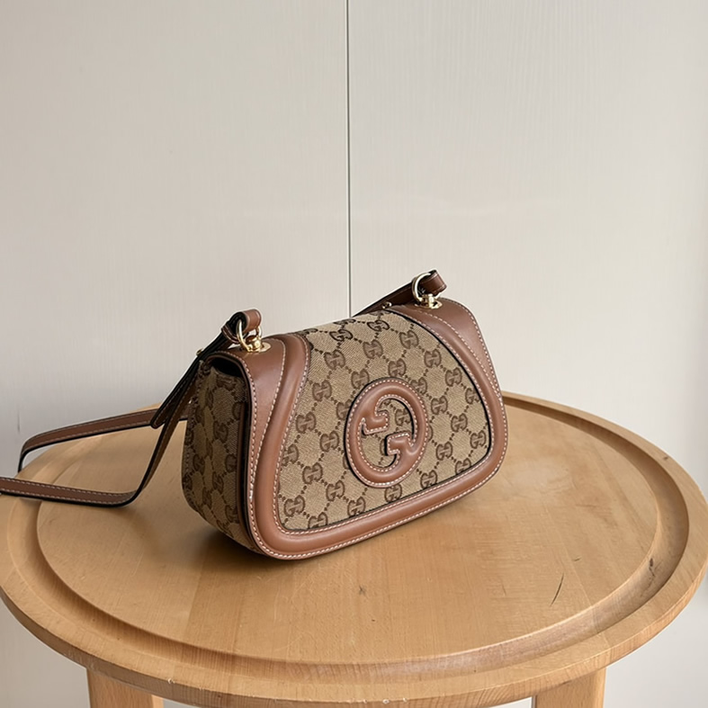 GUCCI ブロンディ スモール ショルダーバッグ GGキャンバス ブラウン レザー GU815700 - 画像 (2)