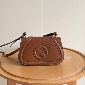 GUCCI ブロンディ ショルダーバッグ ブラウン レザー GU815700