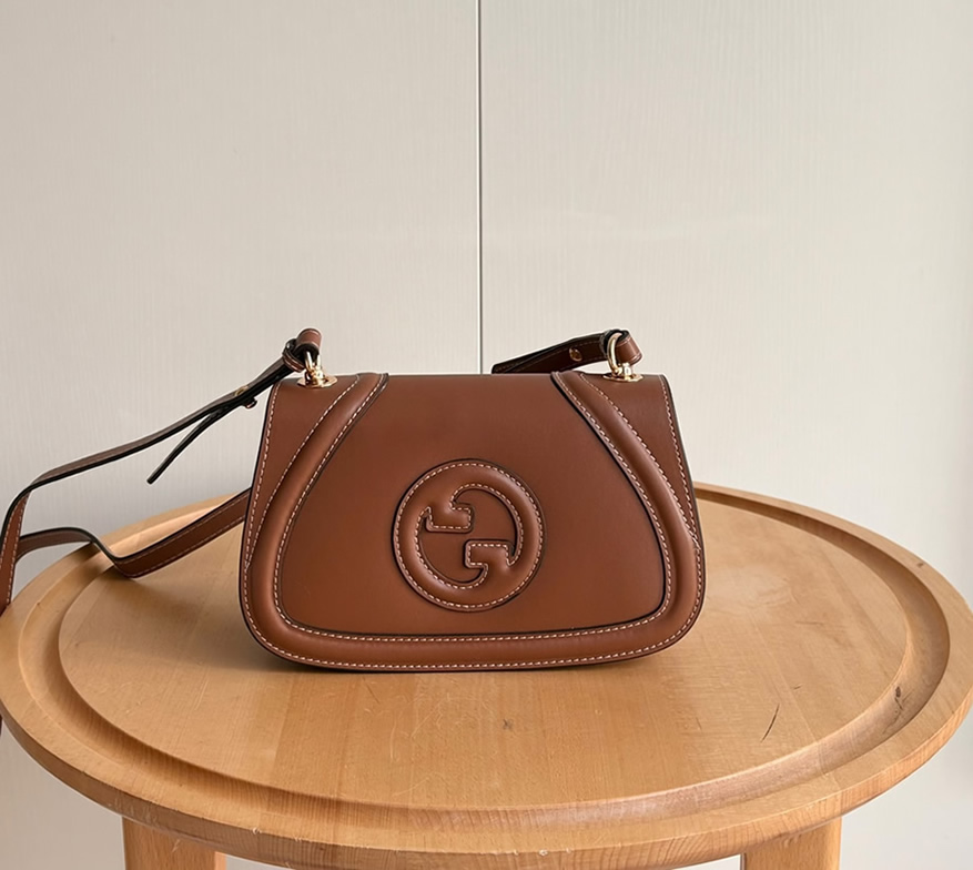 GUCCI ブロンディ ショルダーバッグ ブラウン レザー GU815700