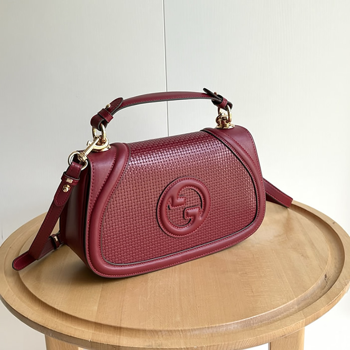 GUCCI ブロンディ スモール トップハンドルバッグ 編み込みレザー ボルドー GU815714 - 画像 (2)