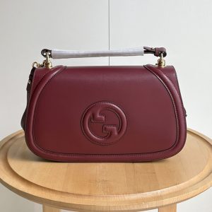 GUCCI ブロンディ スモール トップハンドルバッグ ボルドー レザー GU815716