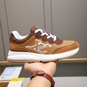 ルイ・ヴィトン ランアウェイ・ライン スニーカー ブラウン スエードレザー切替 LVロゴ入り shoes092