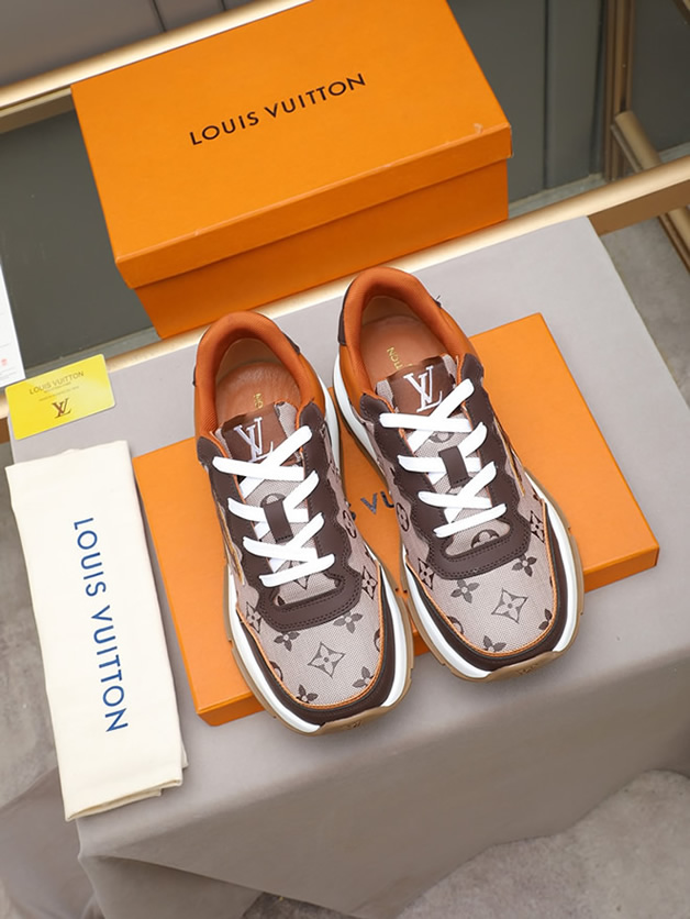 ルイ・ヴィトン ランアウェイ・ライン スニーカー ブラウン モノグラム・キャンバス切替 LVロゴ入り shoes095 - 画像 (7)