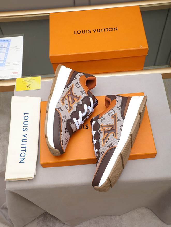 ルイ・ヴィトン ランアウェイ・ライン スニーカー ブラウン モノグラム・キャンバス切替 LVロゴ入り shoes095 - 画像 (8)