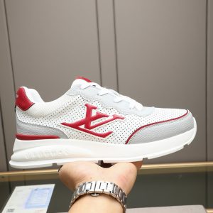 ルイ・ヴィトン ランアウェイ・ライン スニーカー ホワイト パンチングレザー切替 LVロゴ入り shoes101