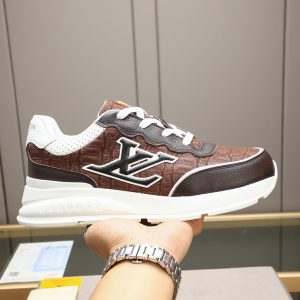 ルイ・ヴィトン ランアウェイ・ライン スニーカー ブラウン 異素材切替 LVロゴ入り shoes104