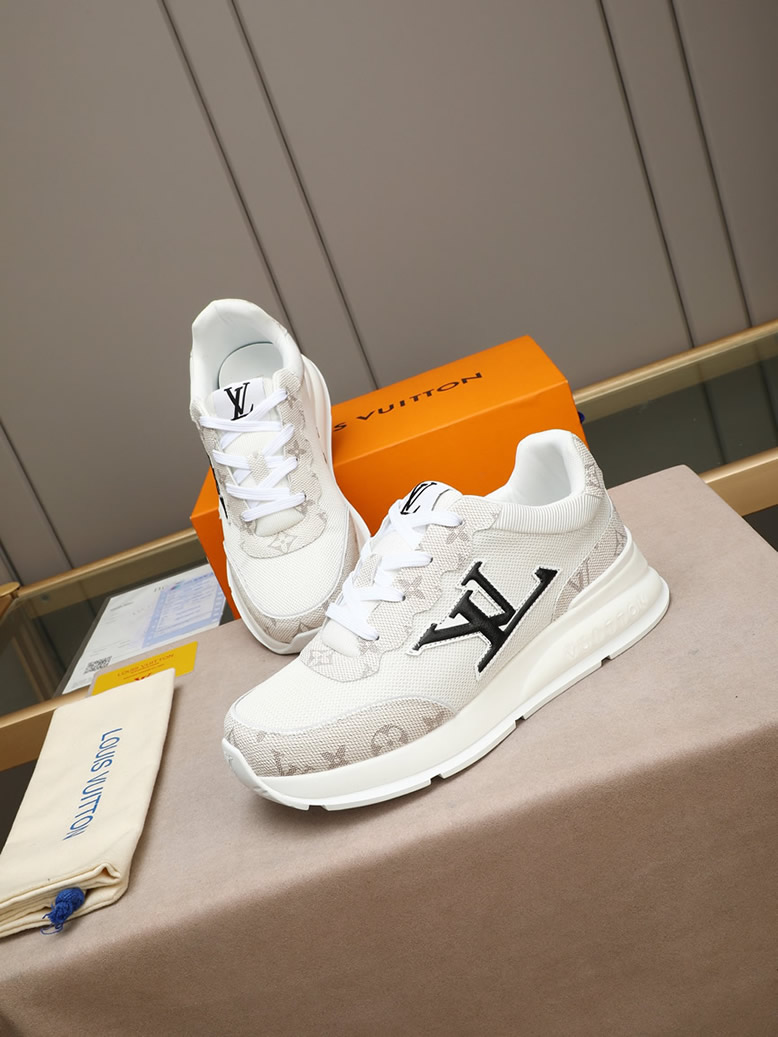 ルイ・ヴィトン ランアウェイ・ライン スニーカー ホワイト モノグラム・キャンバス切替 LVロゴ入り shoes109 - 画像 (8)