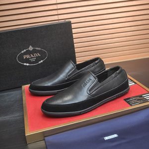 プラダ スリッポン スニーカー ブラック レザー スエード切替 PRADAロゴ入り shoes112