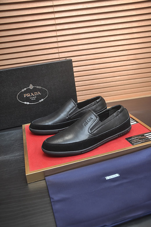 プラダ スリッポン スニーカー ブラック レザー スエード切替 PRADAロゴ入り shoes112