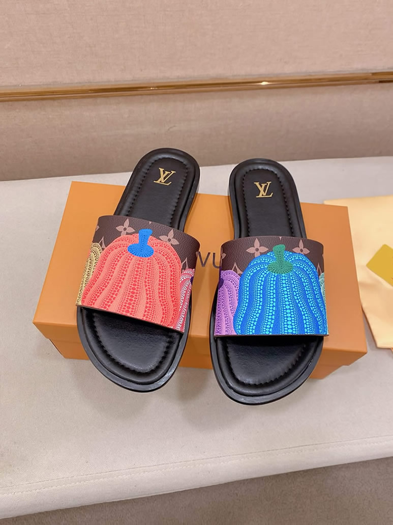 ルイヴィトン サンダル 草間彌生 モノグラム 南瓜 パンプキン ブラウン shoes131