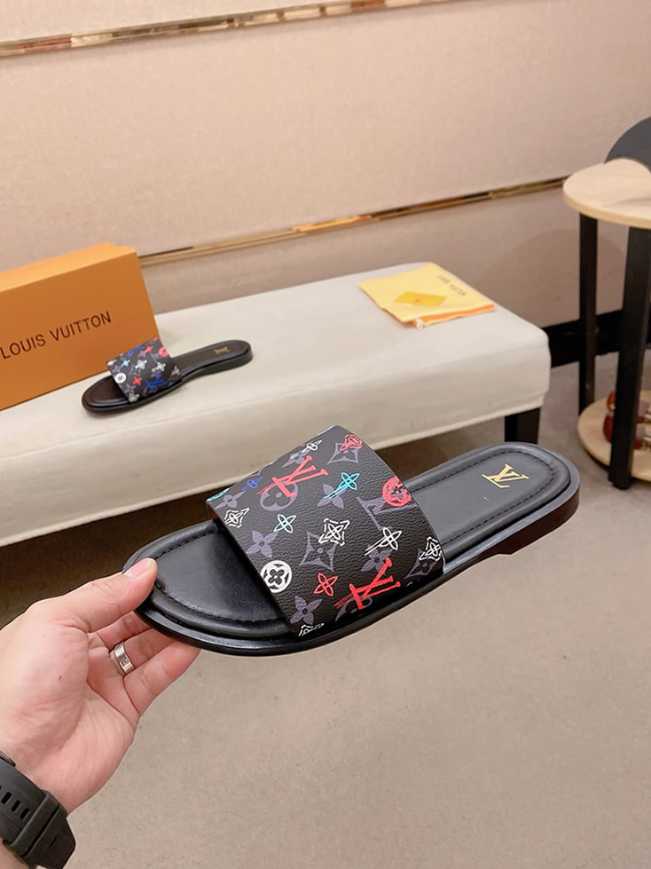 ルイヴィトン サンダル モノグラム ブラック カラフル ロゴ shoes137 - 画像 (4)