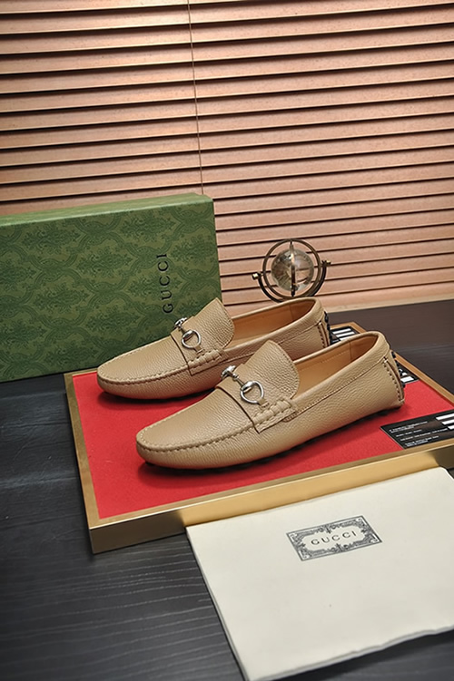 グッチ ローファー レザー ベージュ ホースビット shoes151