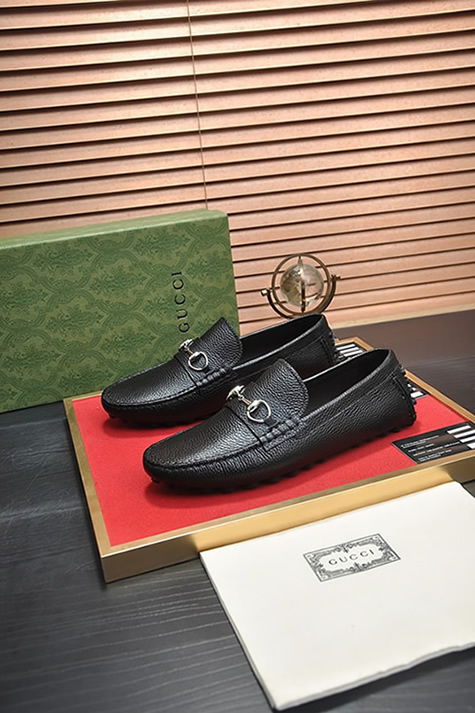 グッチ ローファー レザー ブラック ホースビット shoes154