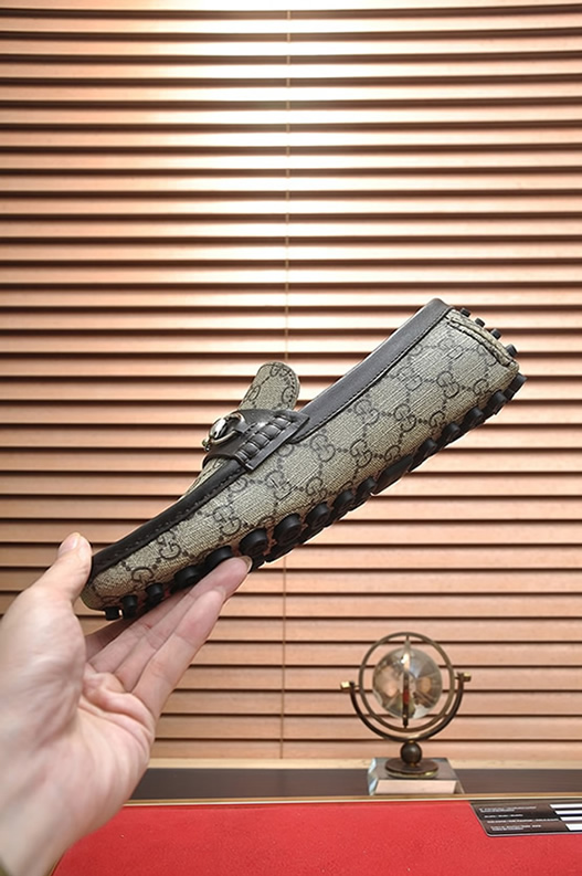 グッチ ローファー GGスプリーム キャンバス ブラウン shoes158 - 画像 (5)