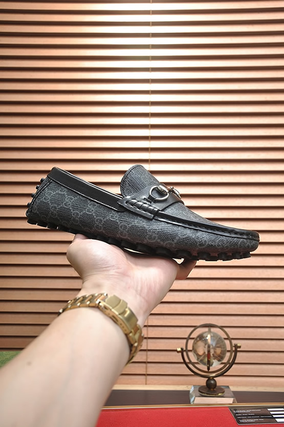 グッチ ローファー GGスプリーム キャンバス グレー ブラック shoes159 - 画像 (4)