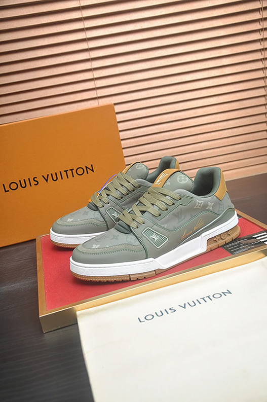 ルイヴィトン LVトレイナー ライン スニーカー モノグラム カーキ shoes164