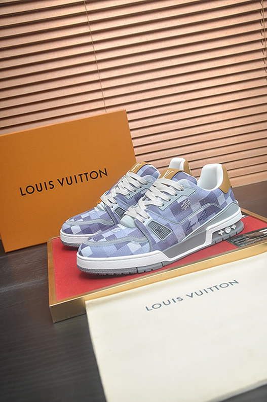 ルイヴィトン LVトレイナー ライン スニーカー ダミエ ライトブルー shoes165
