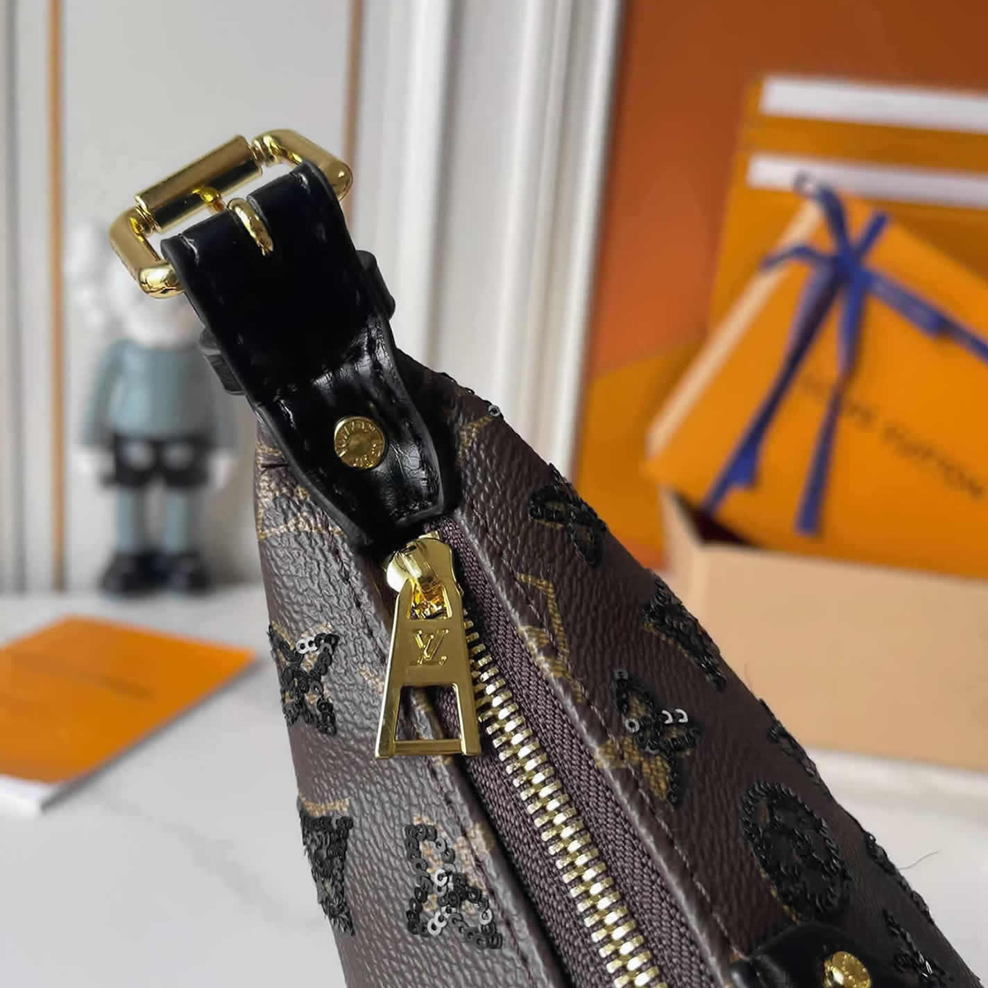 ルイヴィトン ミニ ポシェット アクセソワール モノグラム スパンコール M82949 - 画像 (7)
