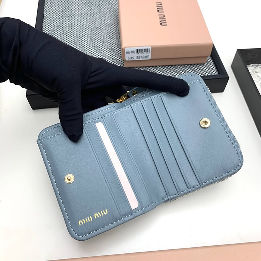 ミュウミュウ マテラッセレザー 財布 505 - 画像 (8)