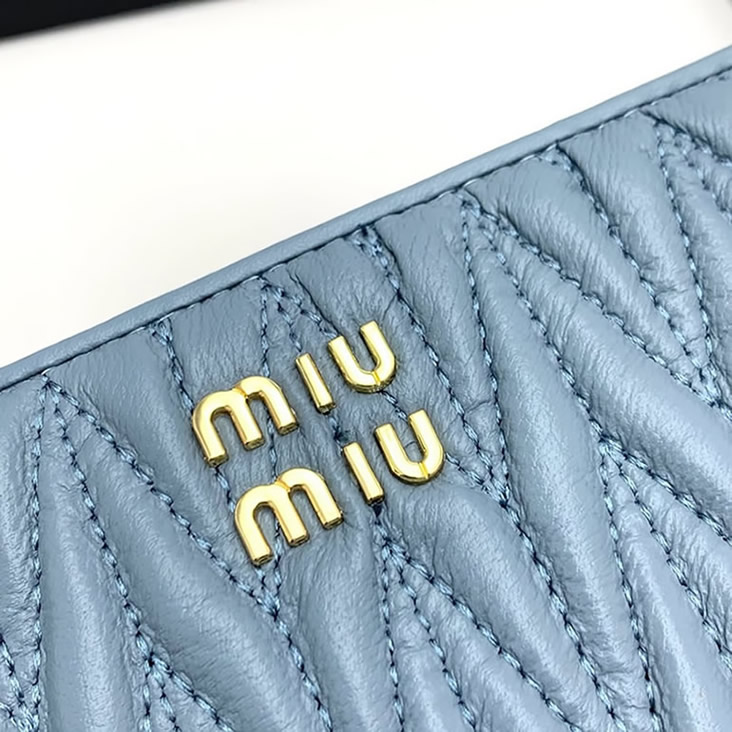 ミュウミュウ マテラッセレザー 長財布 502 - 画像 (6)