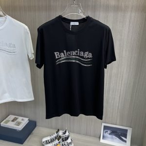 バレンシアガ ラインストーン ウェーブロゴ Tシャツ ブラック FS057