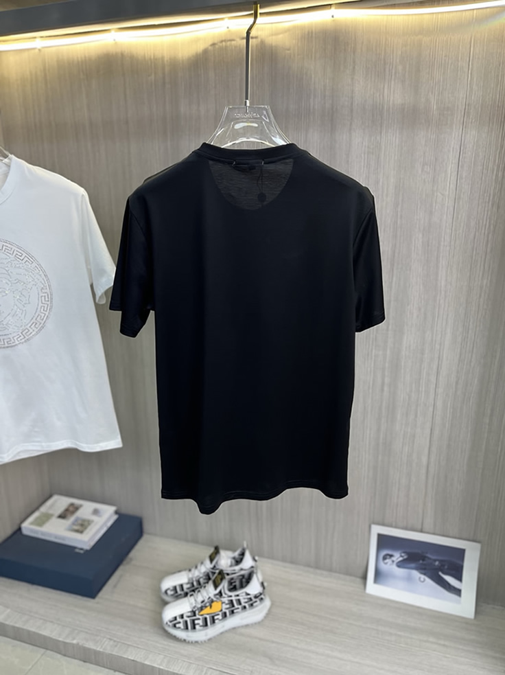 バレンシアガ ラインストーン ウェーブロゴ Tシャツ ブラック FS057 - 画像 (2)