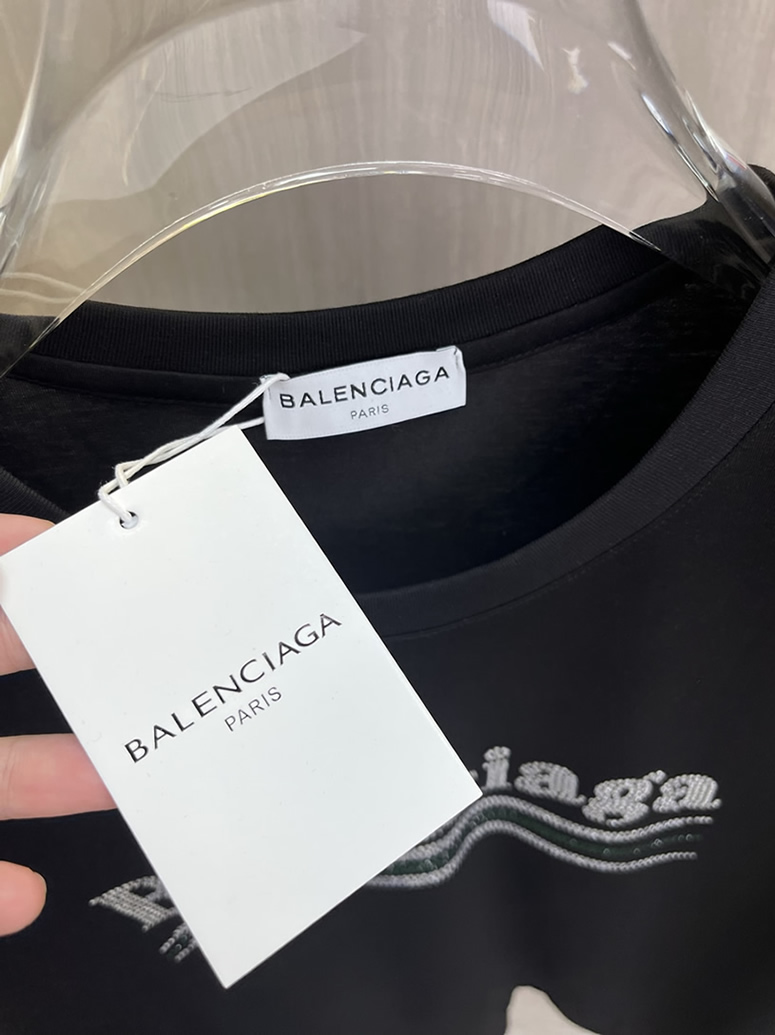 バレンシアガ ラインストーン ウェーブロゴ Tシャツ ブラック FS057 - 画像 (5)