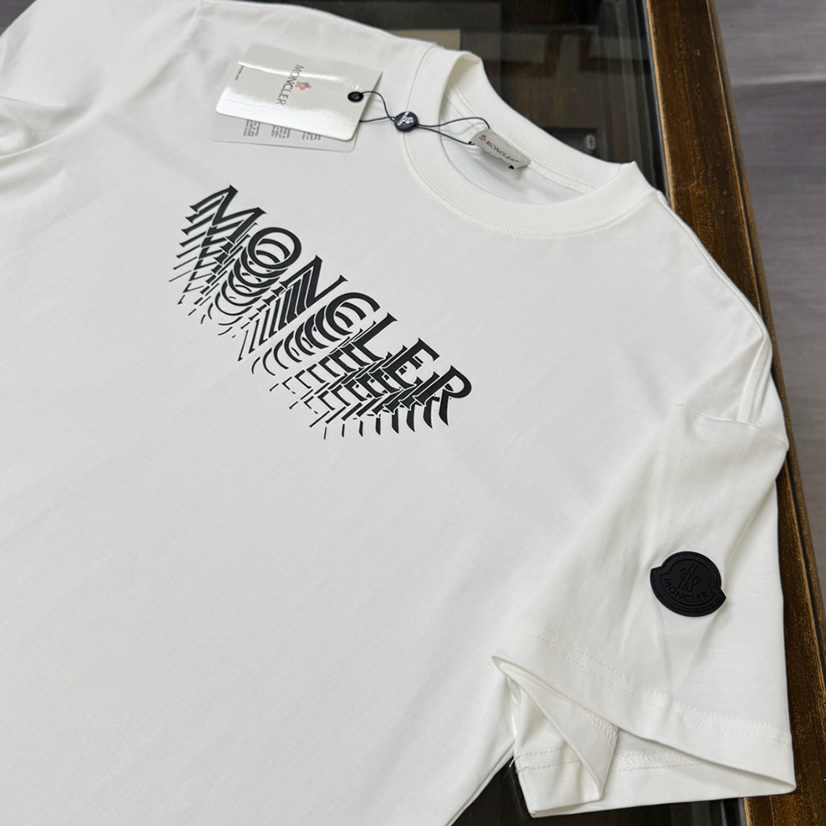 モンクレール 3D レイヤード ロゴ Tシャツ ホワイト FS111 - 画像 (2)