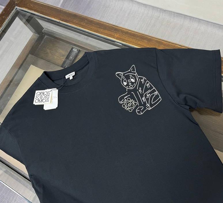 ロエベ リニア キャット エンブロイダリー Tシャツ ブラック FS122 - 画像 (2)