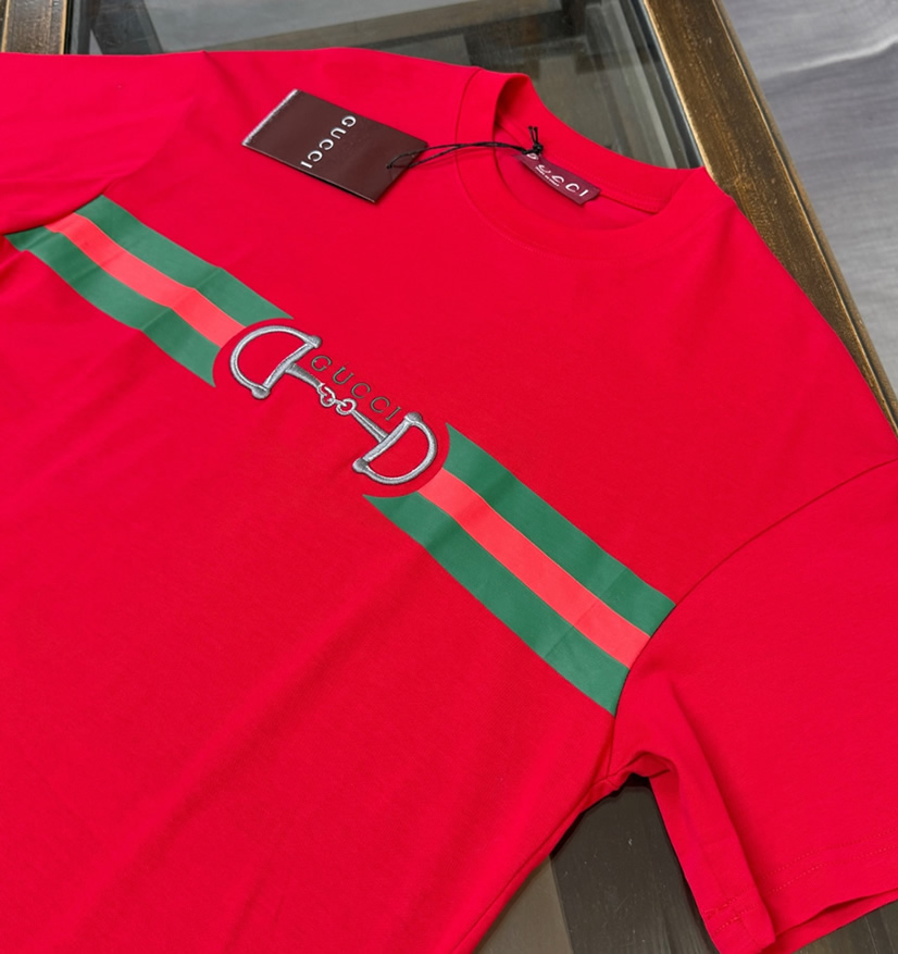 グッチ ホースビット ウェブストライプ Tシャツ レッド FS135 - 画像 (2)