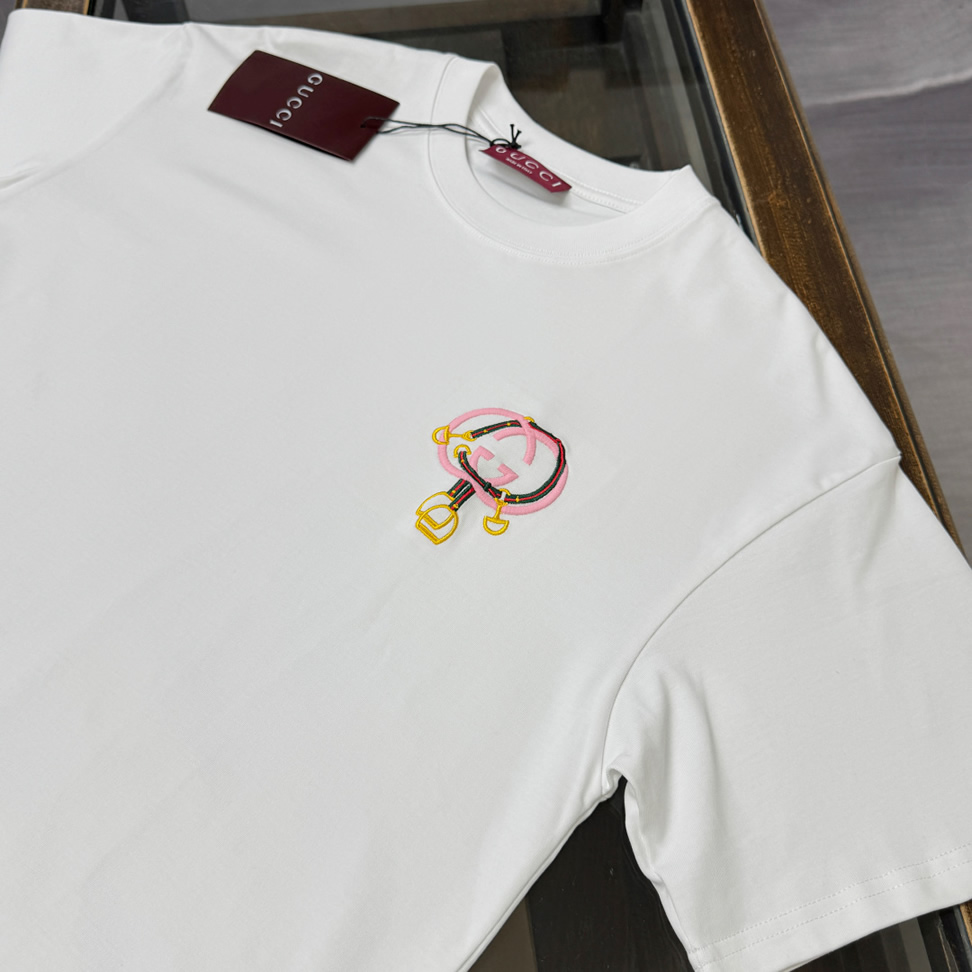 グッチ インターロッキングG チェーンモチーフ Tシャツ ホワイト FS141 - 画像 (2)