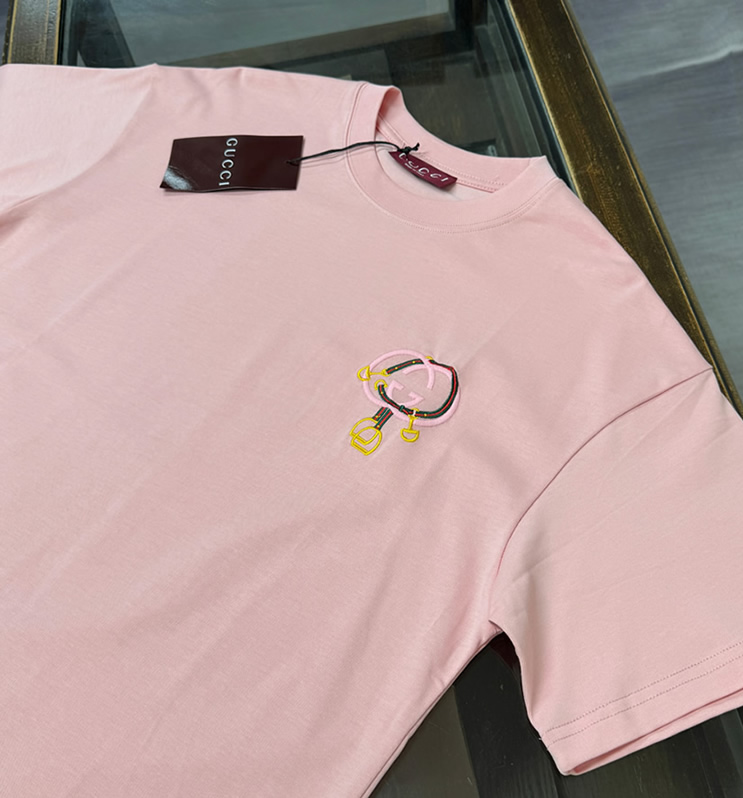 グッチ インターロッキングG チェーンモチーフ Tシャツ ピンク FS142 - 画像 (2)