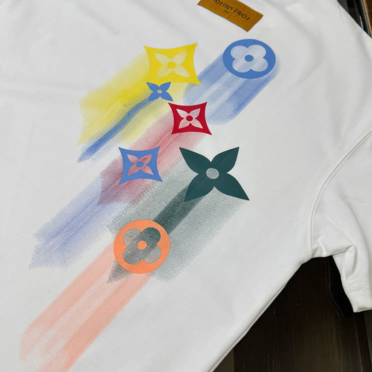 ルイ・ヴィトン サイド グラフィック モノグラム フラワー Tシャツ ホワイト FS144 - 画像 (9)